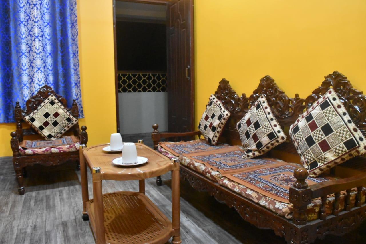 12 Homestay Apartments Siliguri Buitenkant foto