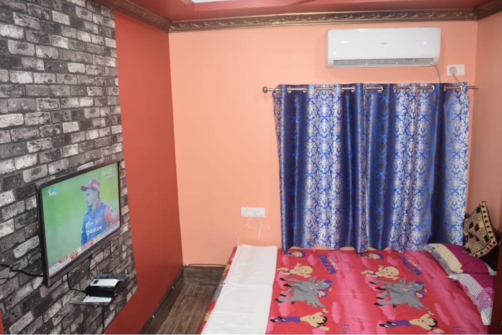 12 Homestay Apartments Siliguri Buitenkant foto