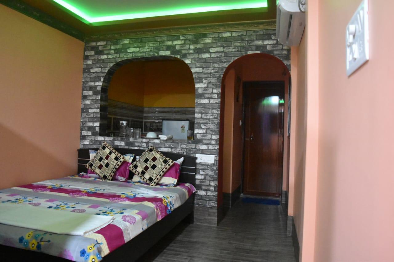 12 Homestay Apartments Siliguri Buitenkant foto