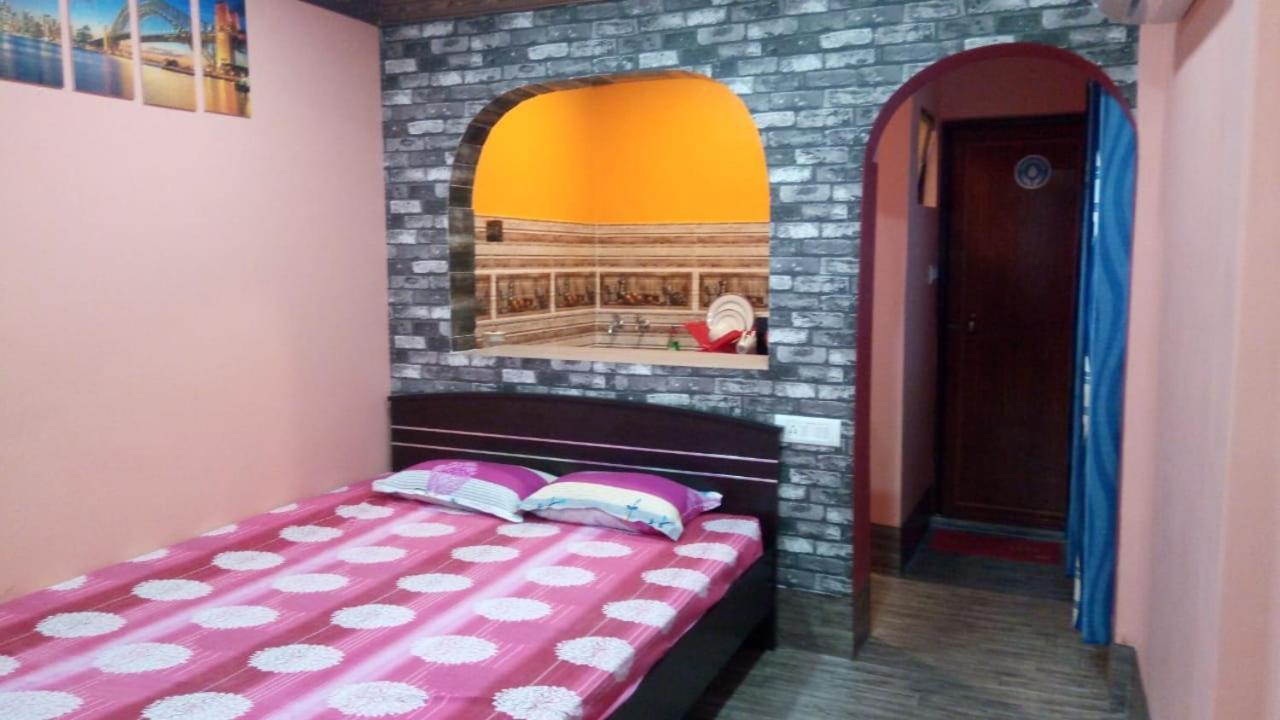 12 Homestay Apartments Siliguri Buitenkant foto